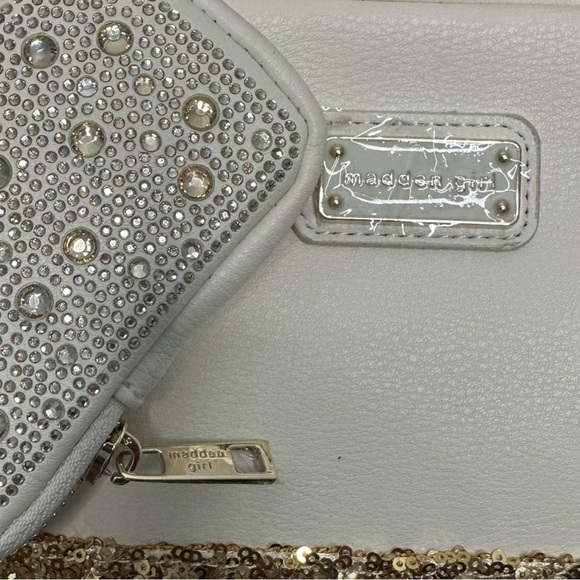 NWT Madden Girl Camera  Crossbody Bag With Pouch - Picture 6 of 11